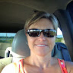 Meet your Posher, Becky